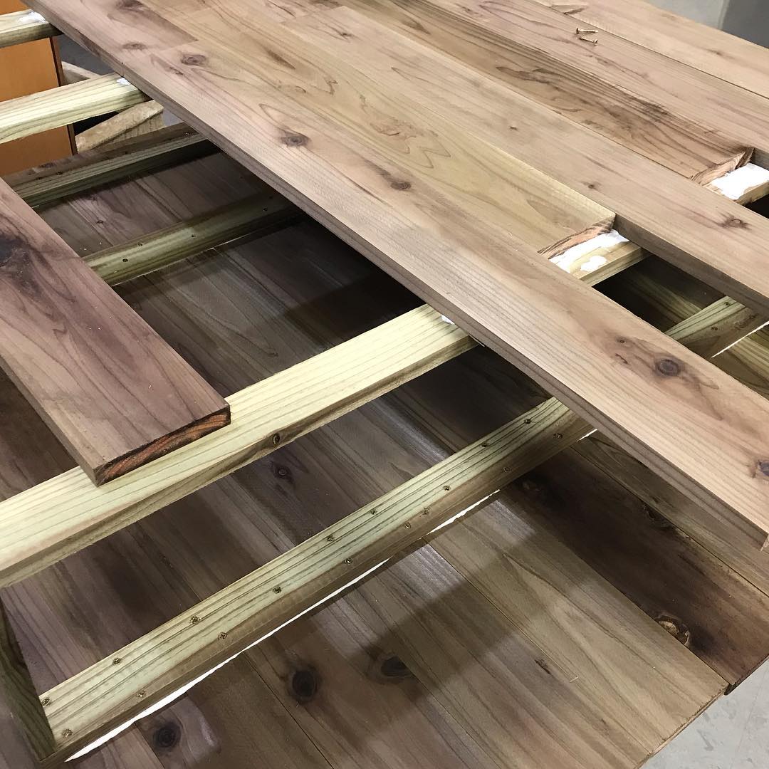 東京都向け特注ウッドプランター製作過程の別角度